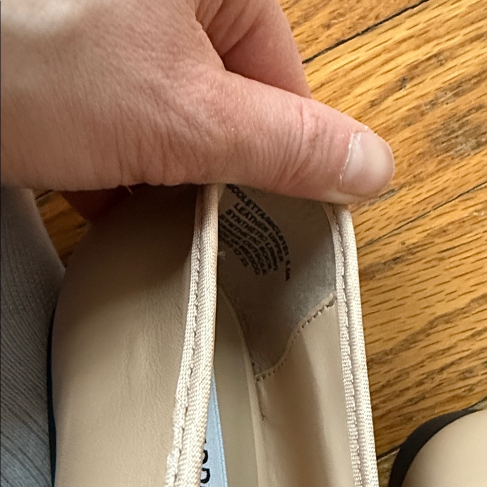 Steve Madden Black and Cream cap toe flats 6.5 - Picture 5 of 5
